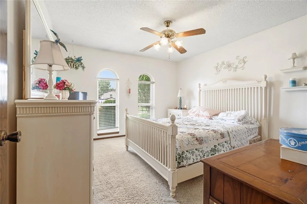 Photo of 305 W Platt Drive