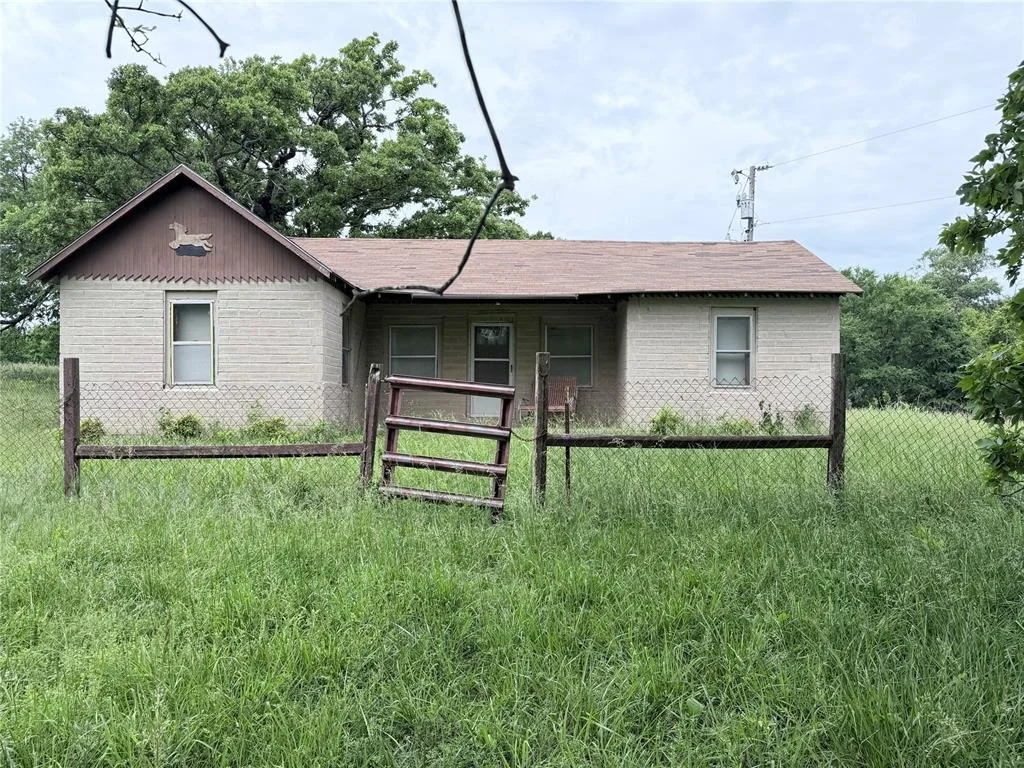 Photo of 1452 Sooner Rock Road