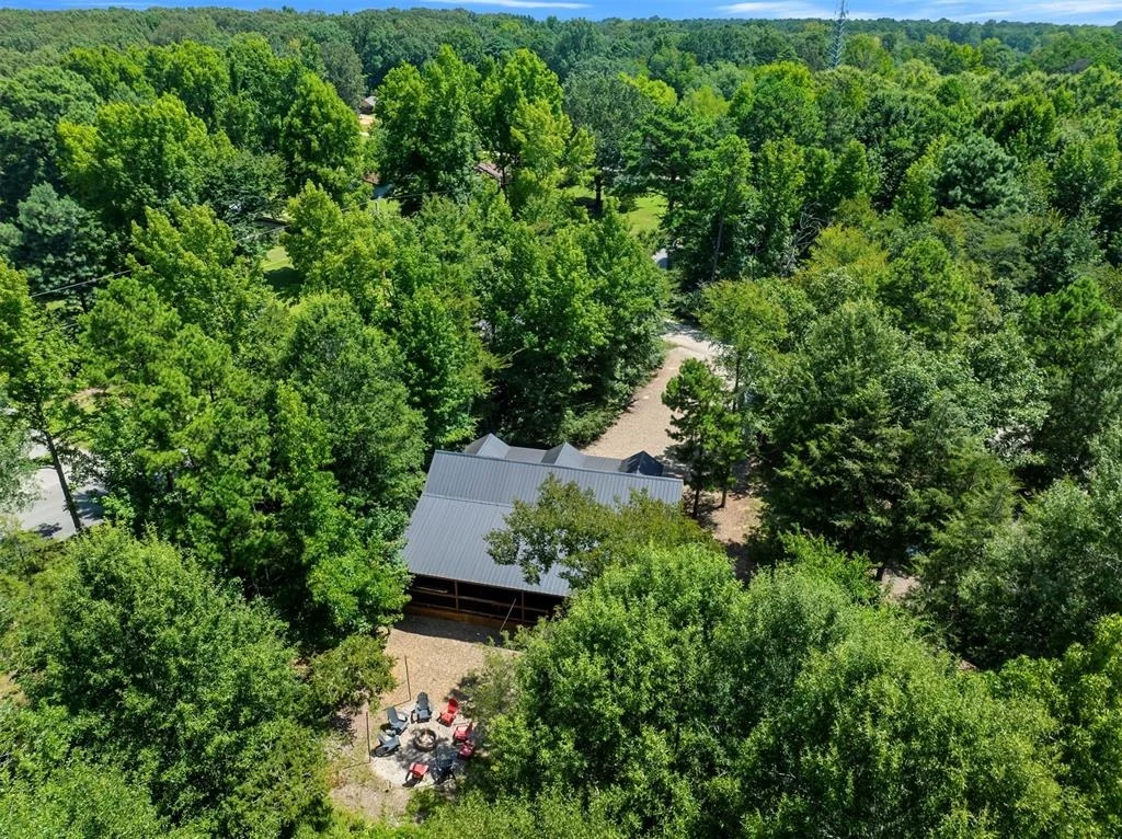 Photo of 15 Preserve Way