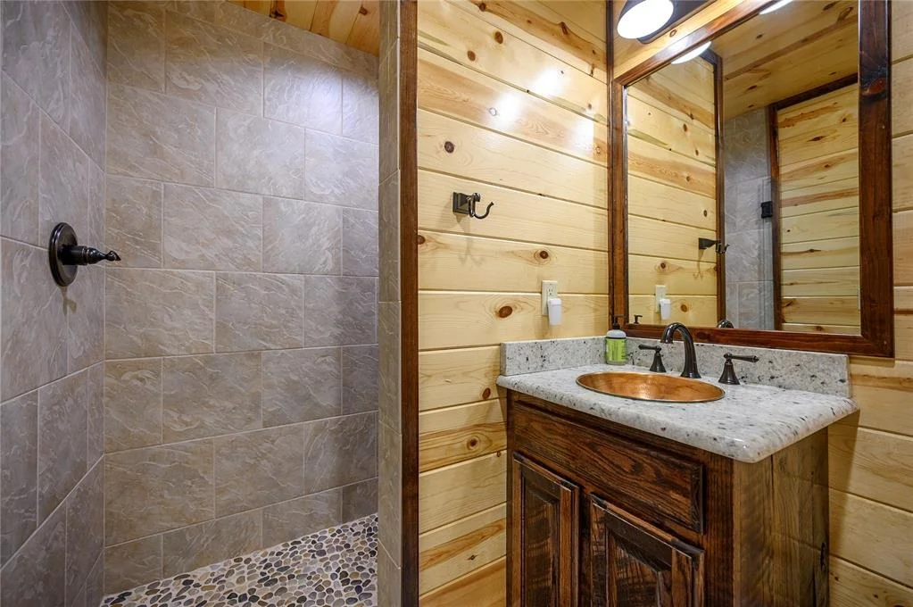 Photo of 83 Davis Trail