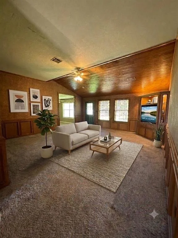 Photo of 1075 N 4285 Road