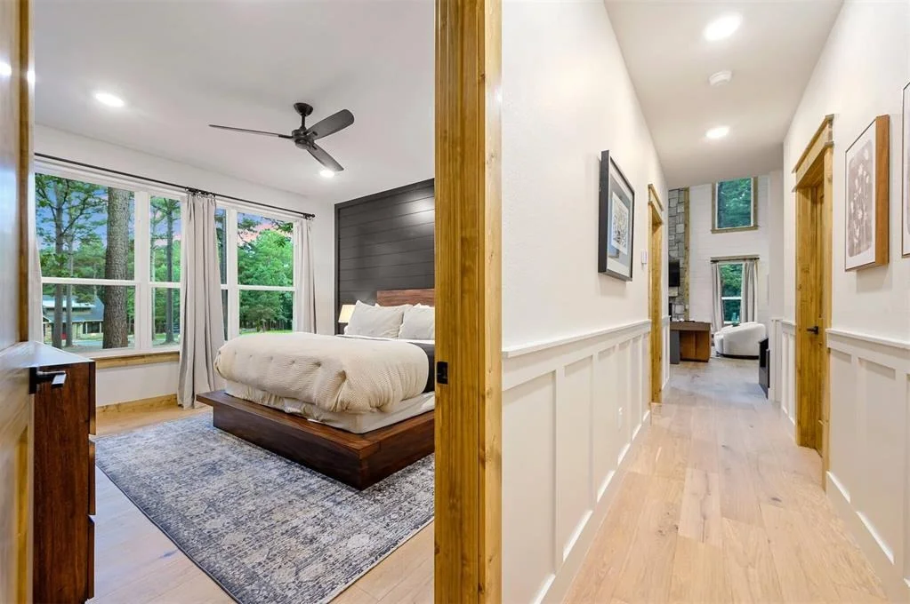 Photo of 590 Three Creeks Road