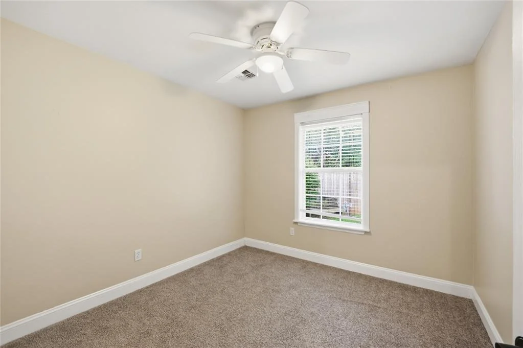Photo of 613 Bluegrass Lane