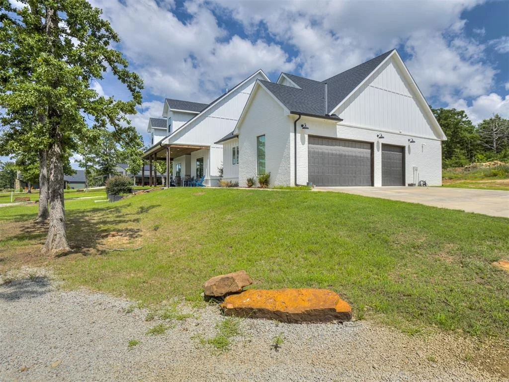 Photo of 135 Dixie Cove
