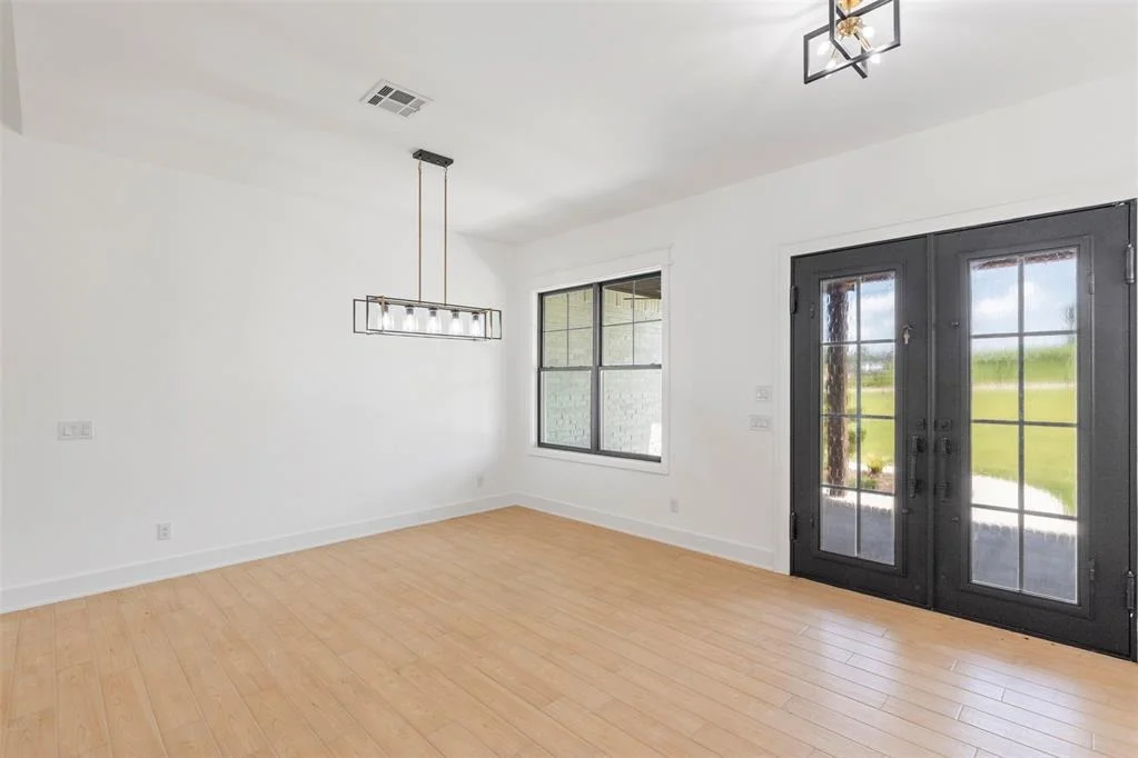 Photo of 2884 Springridge Road