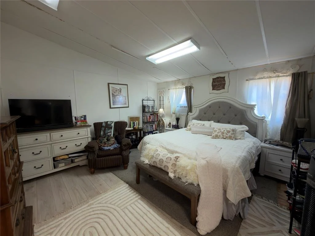 Photo of 100 parkview Court