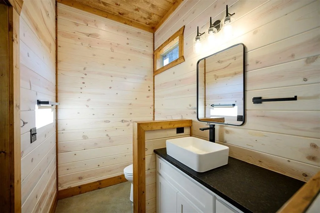 Photo of 1231 Catfish Bay Road