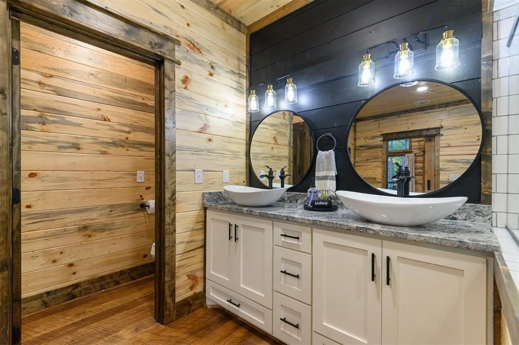 Photo of 453 Bear Pine Trail