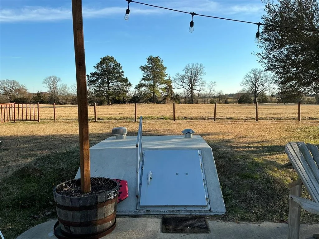 Photo of 868 N Living Land Road