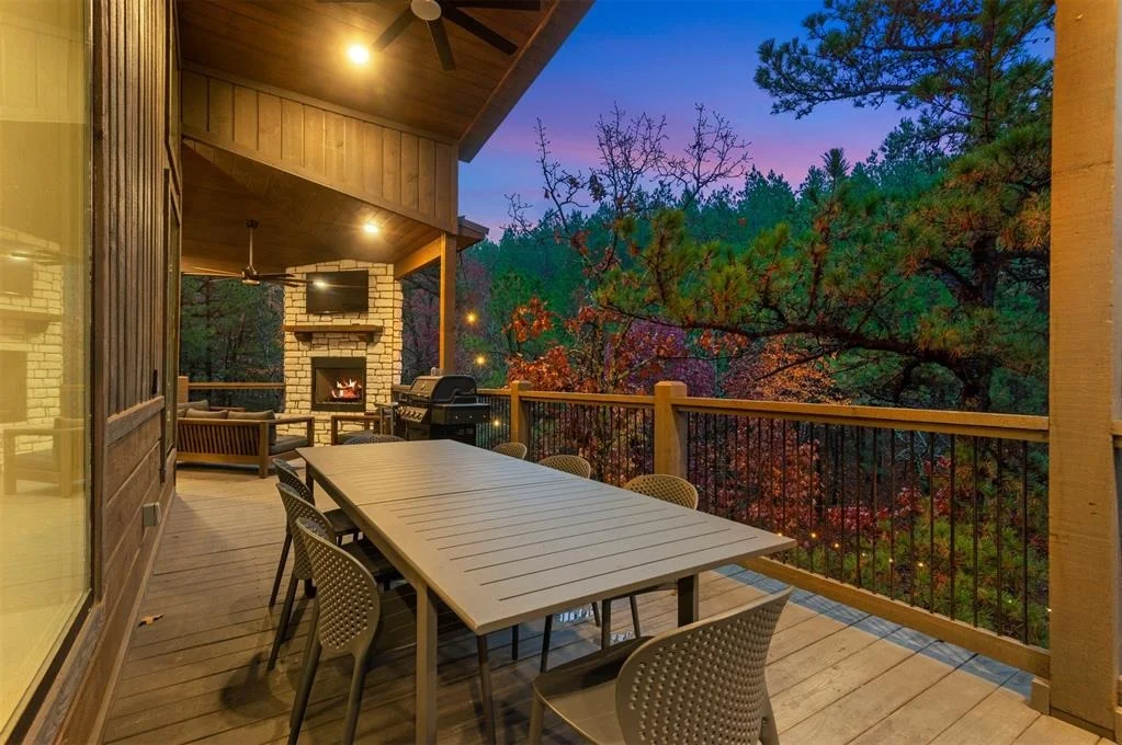 Photo of 836 Timberline Trail