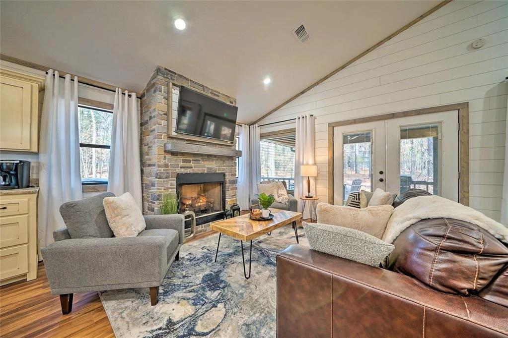 Photo of 167 Oak Stone Lane