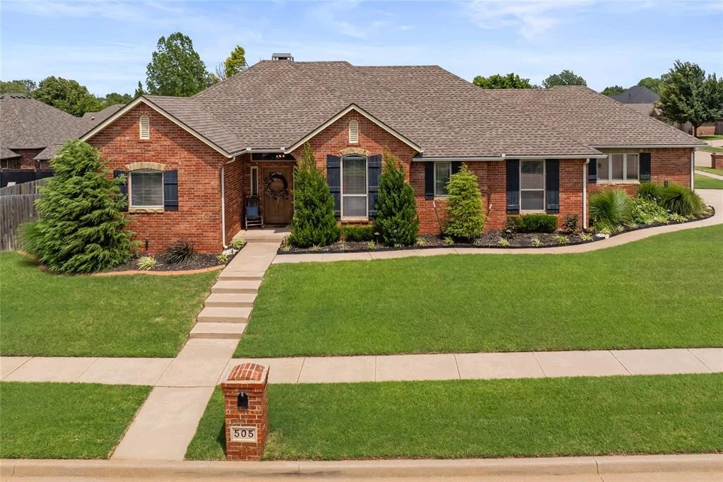 Photo of 505 Swingman Road