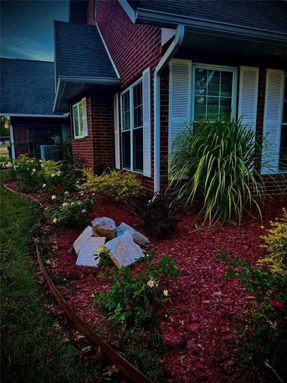 Photo of 302 W Airport Road