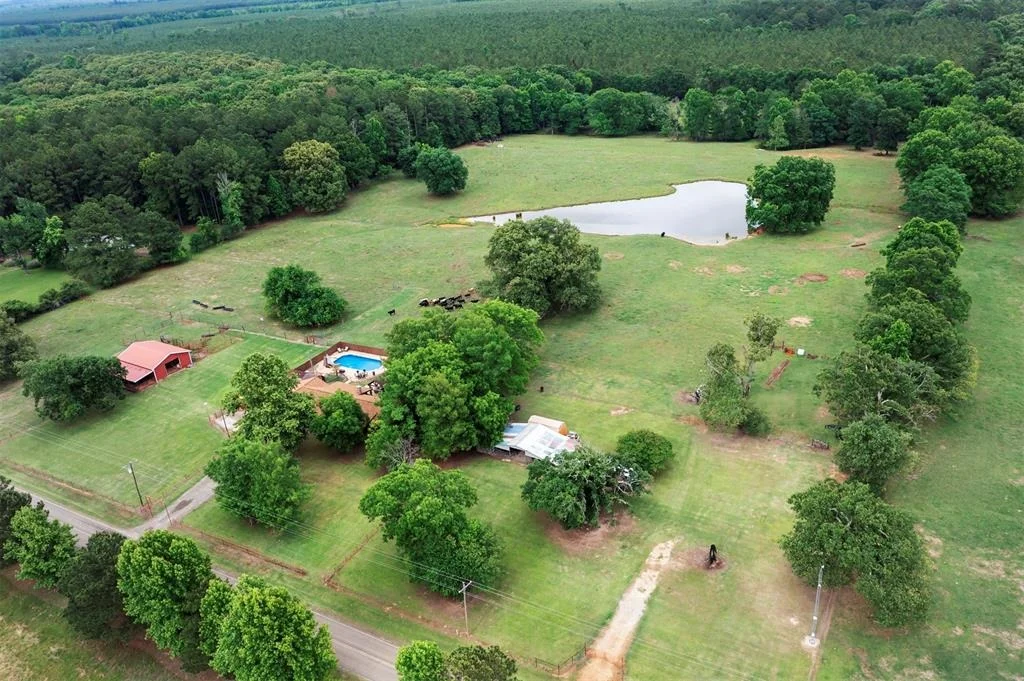 Photo of 2352 Pollard Road