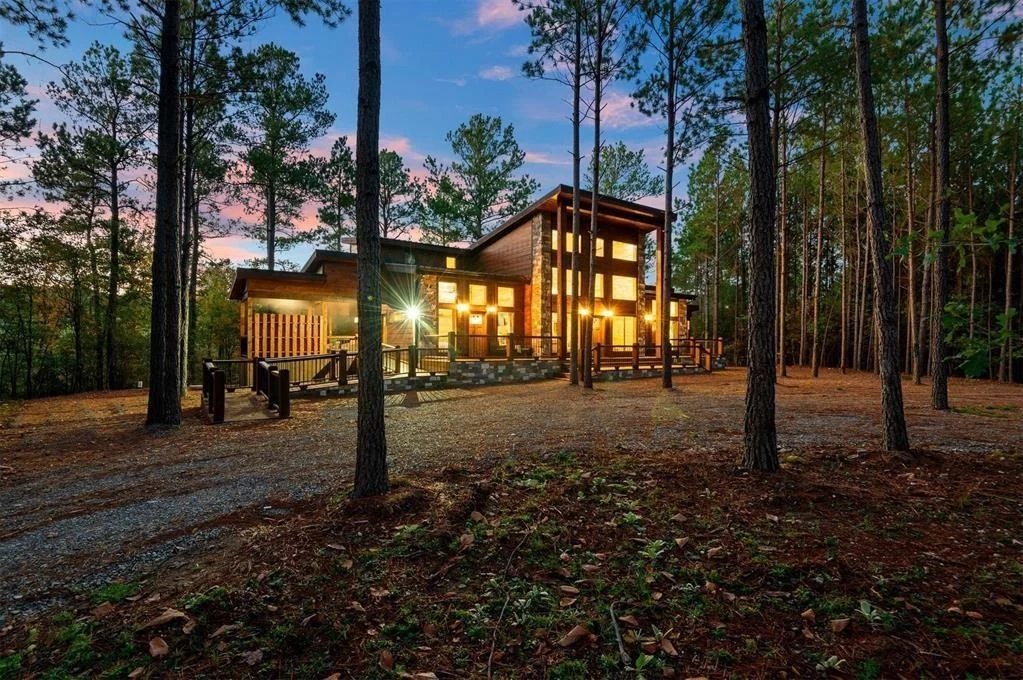 Photo of 453 Bear Pine Trail