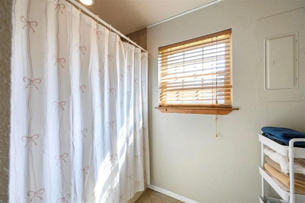 Photo of 555 Skipjack Road