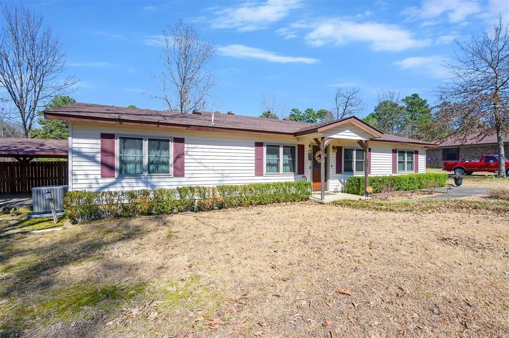 Photo of 908 Circle Drive