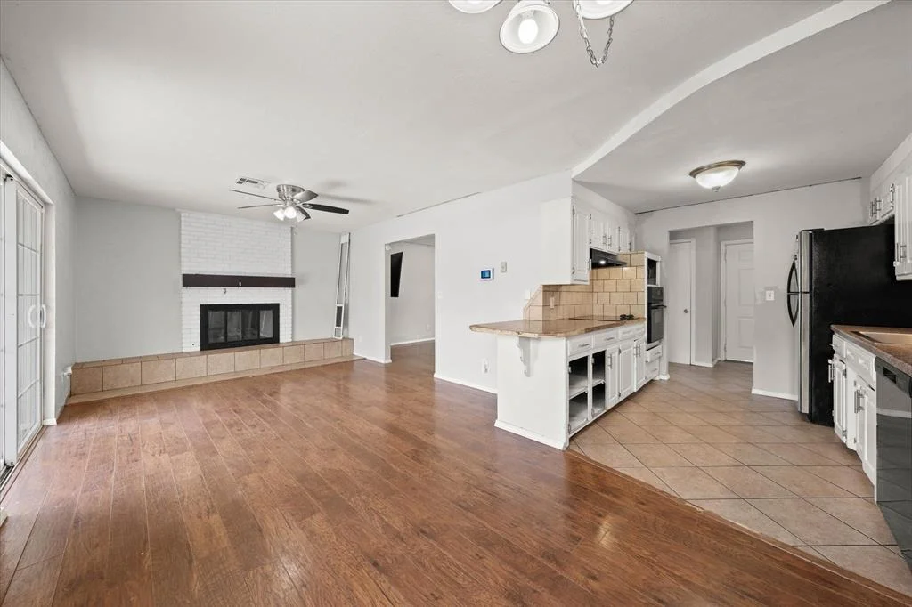 Photo of 2232 Laneway Drive