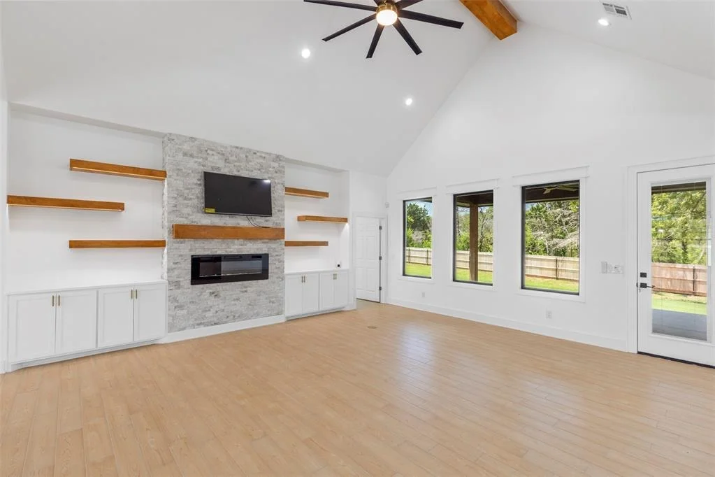 Photo of 2884 Springridge Road