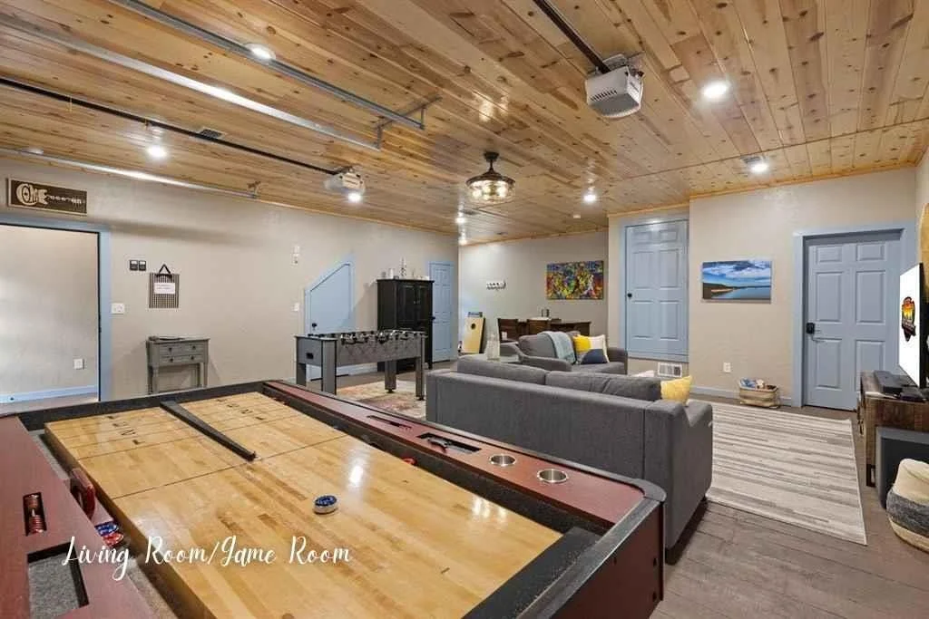 Photo of 138 Pickleberry Trail