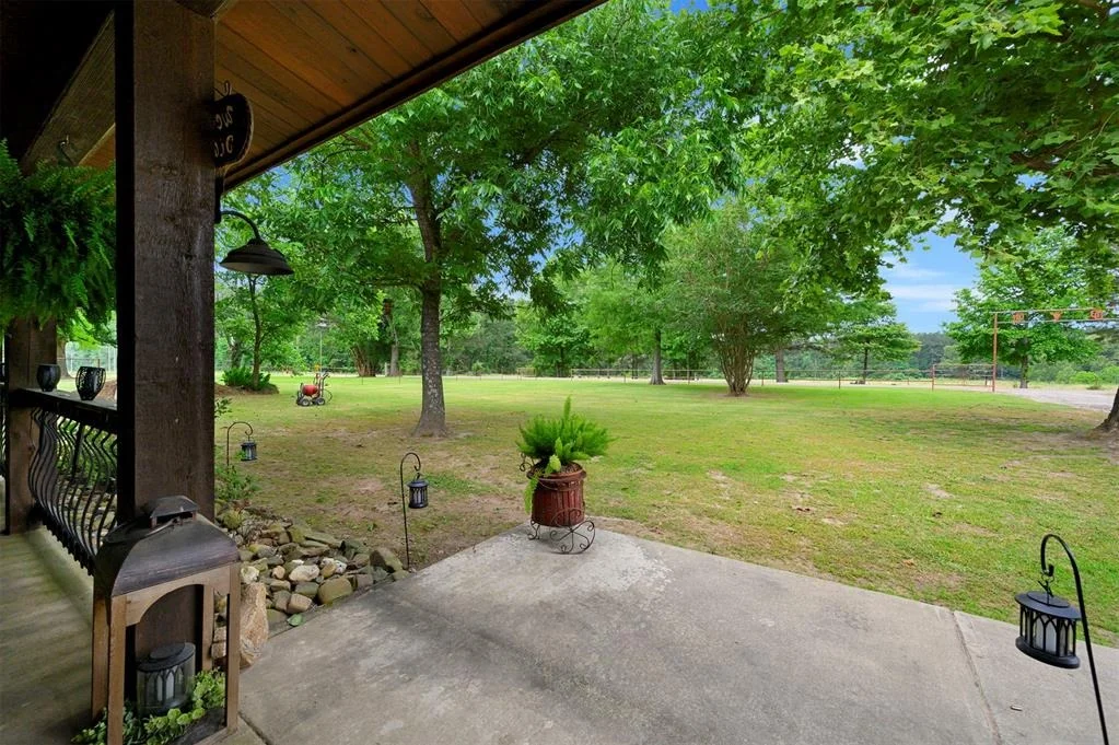 Photo of 2352 Pollard Road