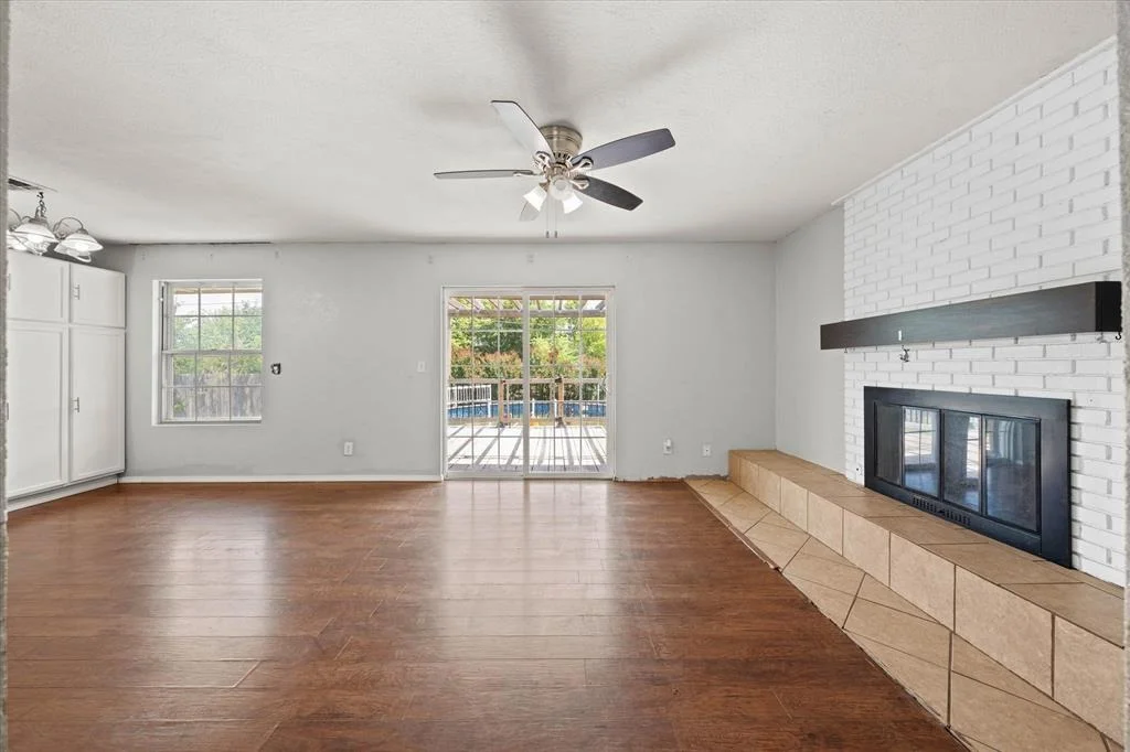 Photo of 2232 Laneway Drive