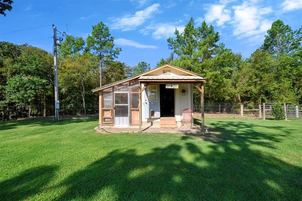 Photo of 579 Stuffy Road