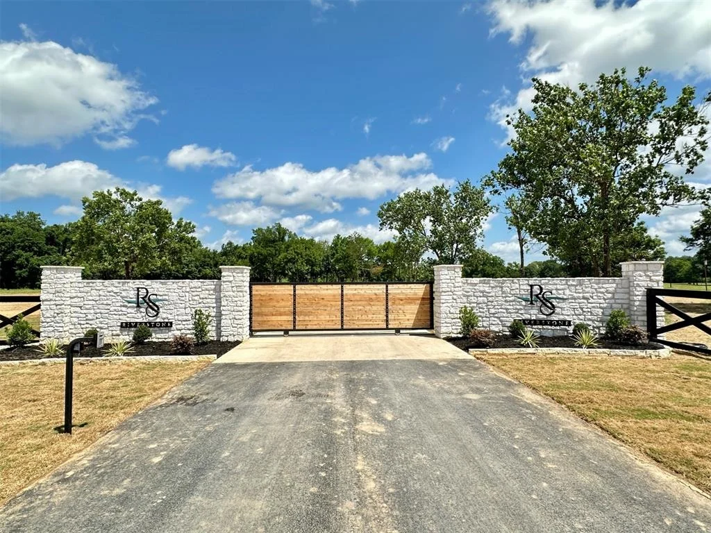 Photo of 21 Riverstone Drive