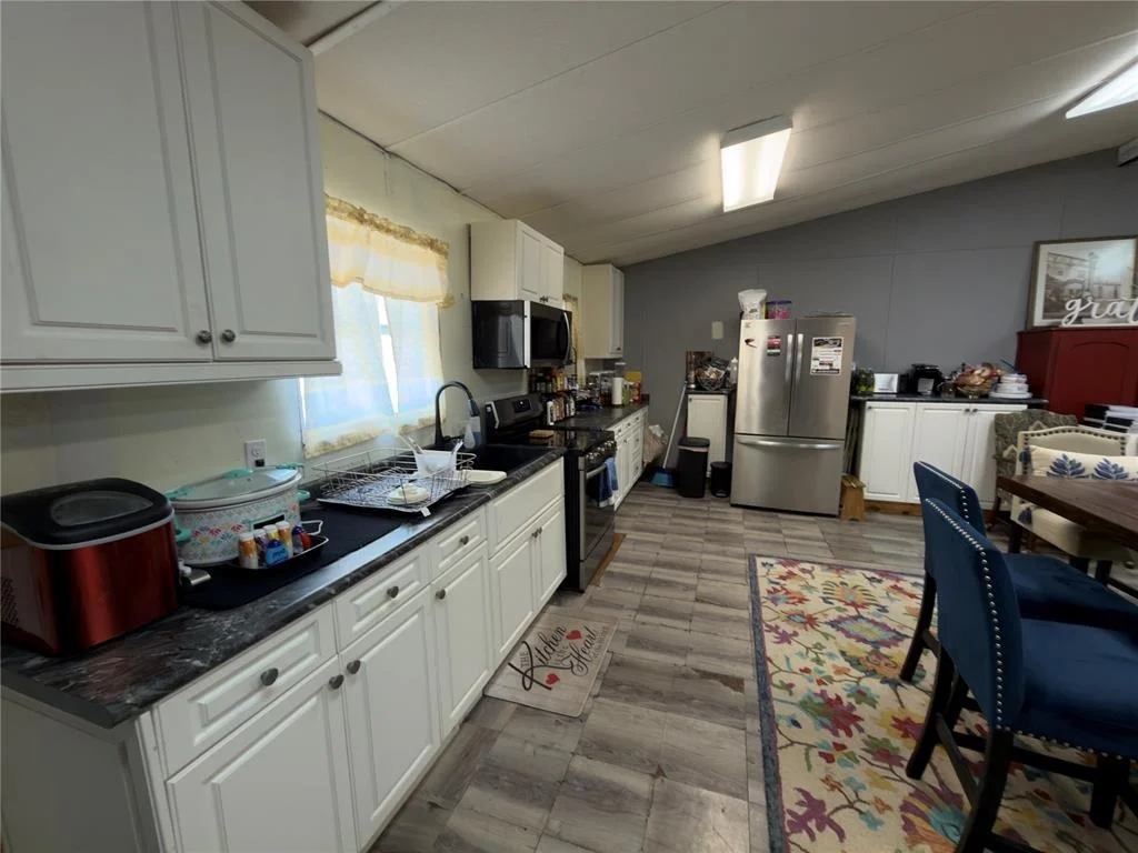 Photo of 100 parkview Court