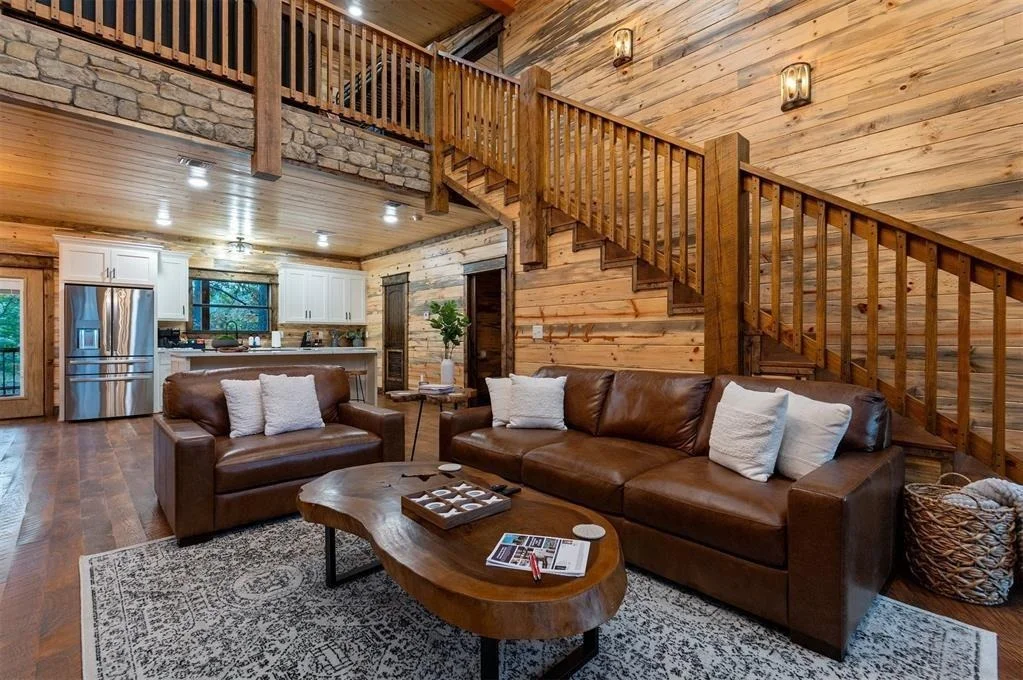 Photo of 453 Bear Pine Trail