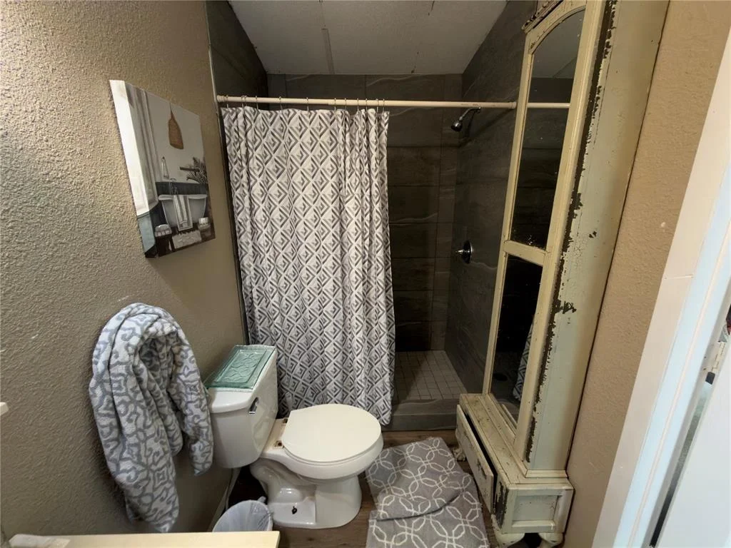 Photo of 100 parkview Court
