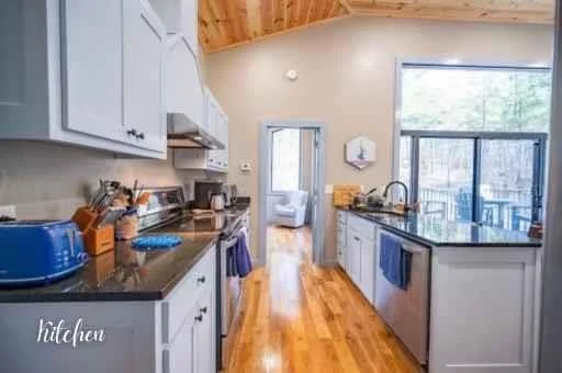 Photo of 138 Pickleberry Trail