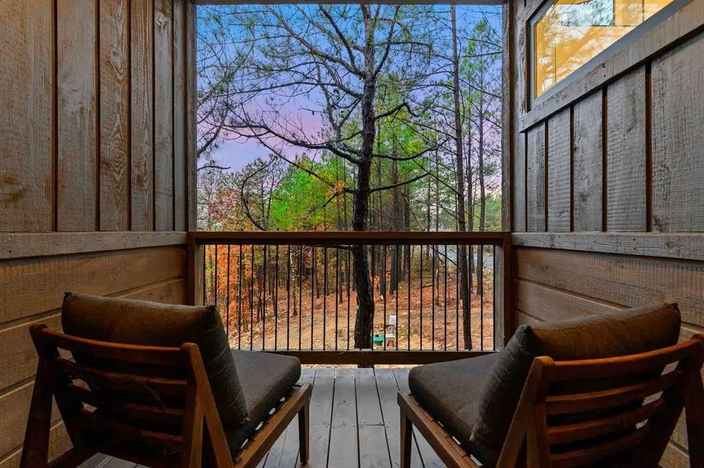 Photo of 836 Timberline Trail