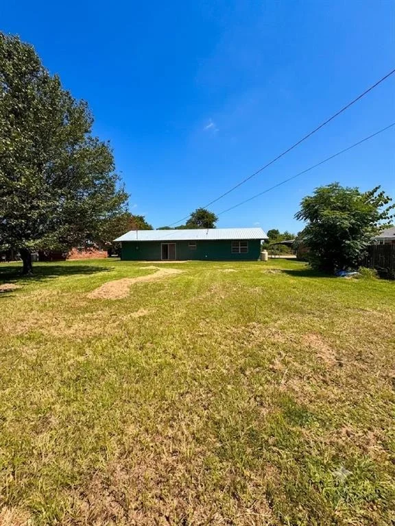 Photo of 312 E Meadowview Lane