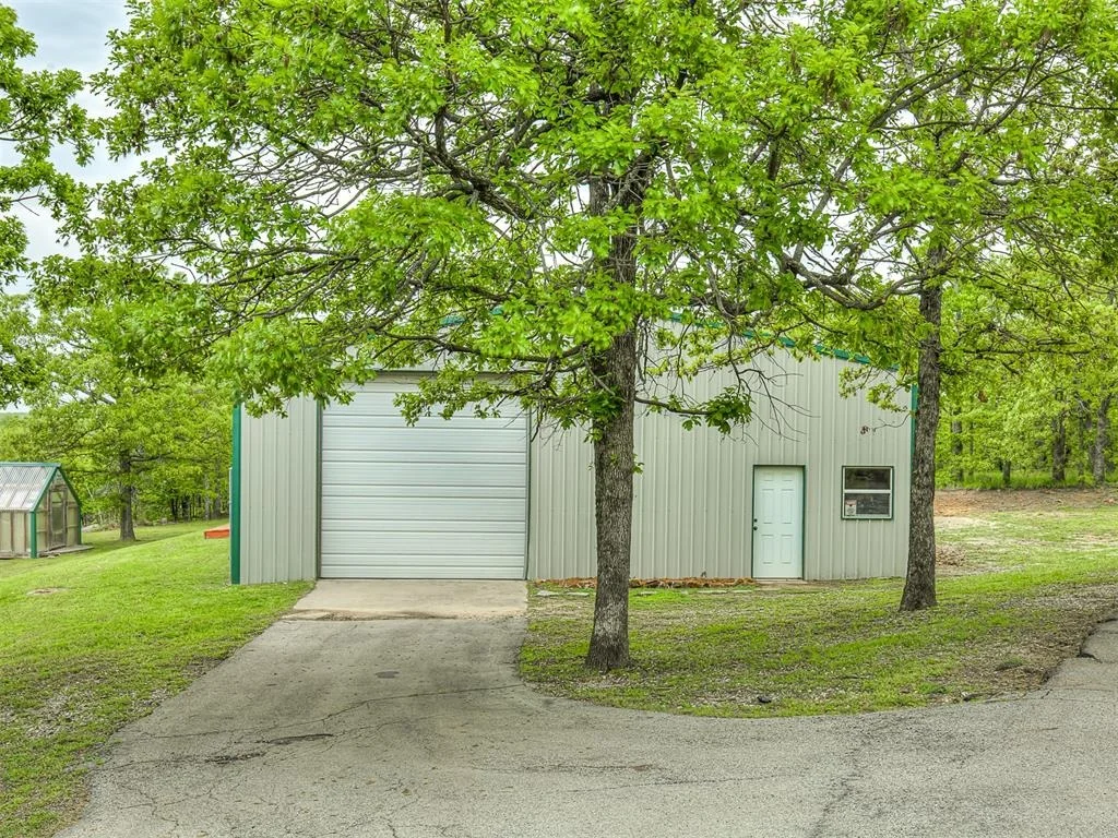Photo of 15700 Holt Road