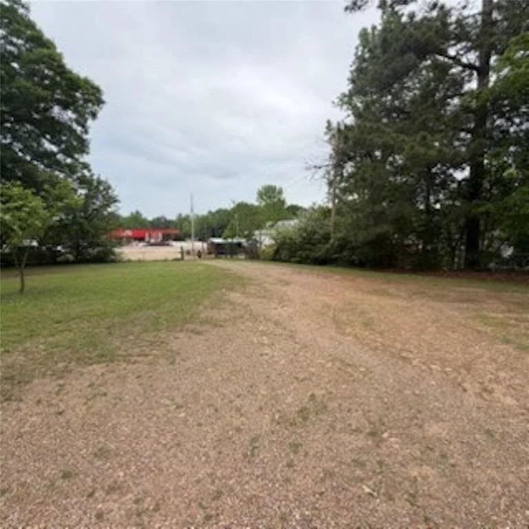 Photo of 103 E Sherry Lane