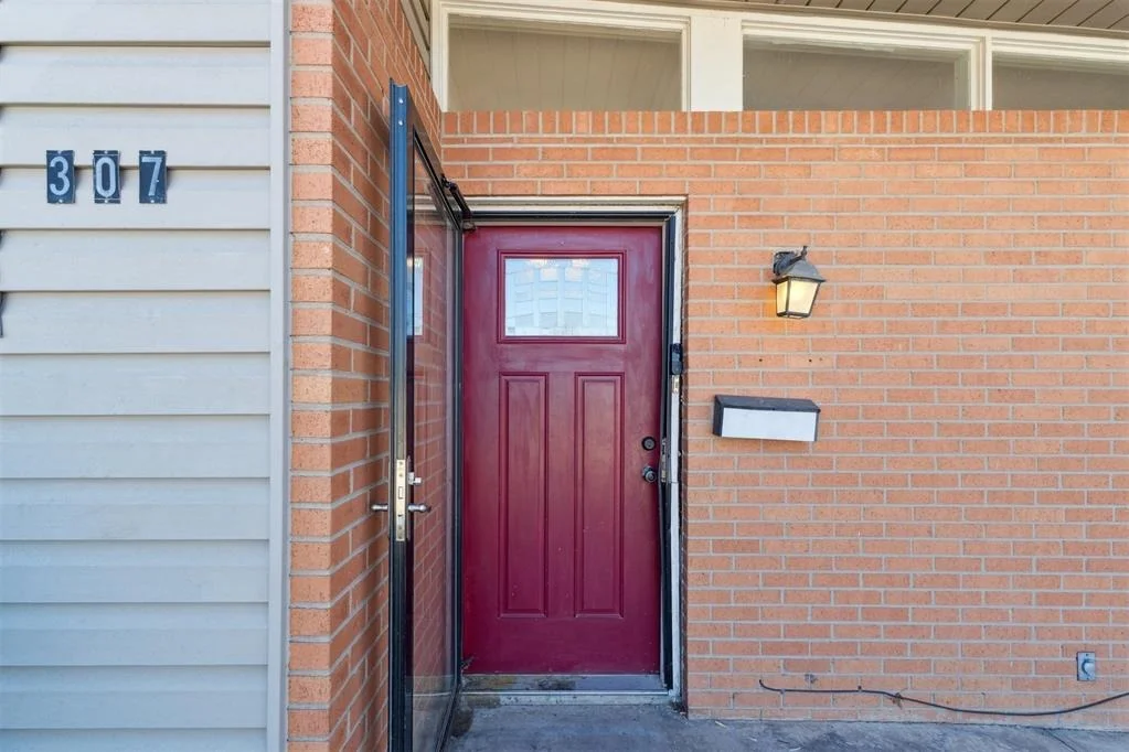 Photo of 307 Fairview Avenue