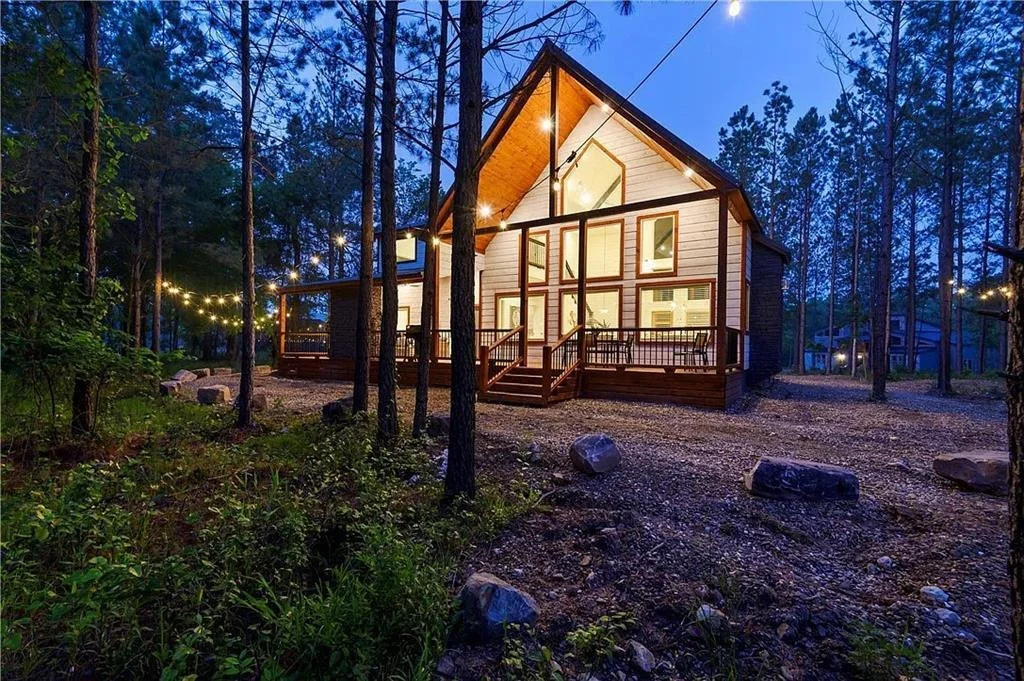 Photo of 20 Forrest Lane