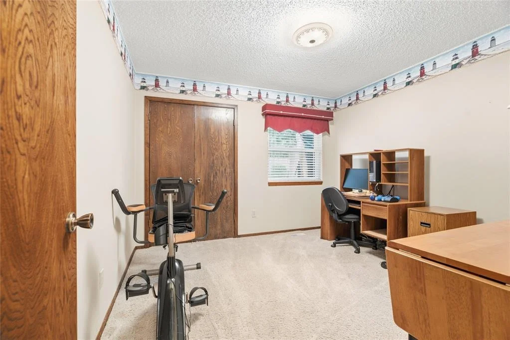 Photo of 305 W Platt Drive