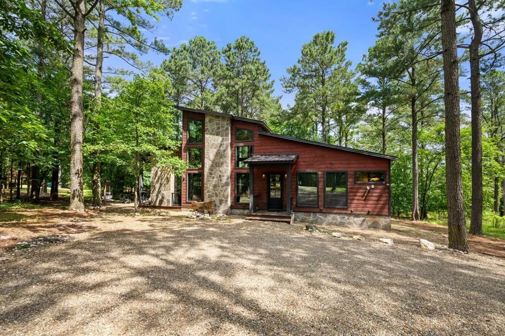 Photo of 1318 Pine Hills Road