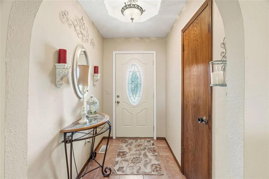Photo of 305 W Platt Drive