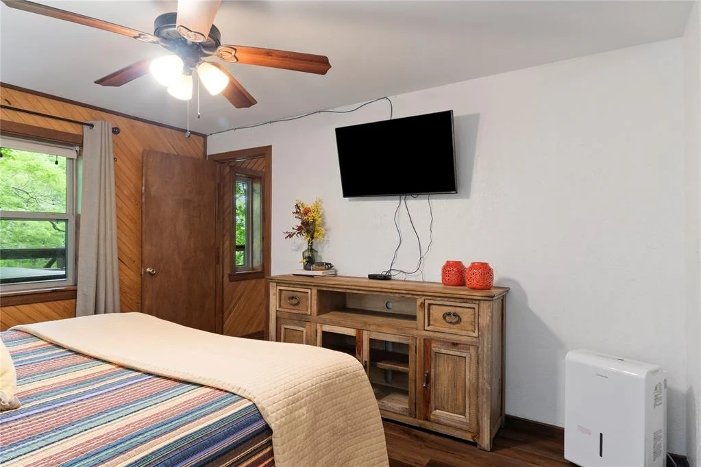 Photo of 868 Red Fox Road