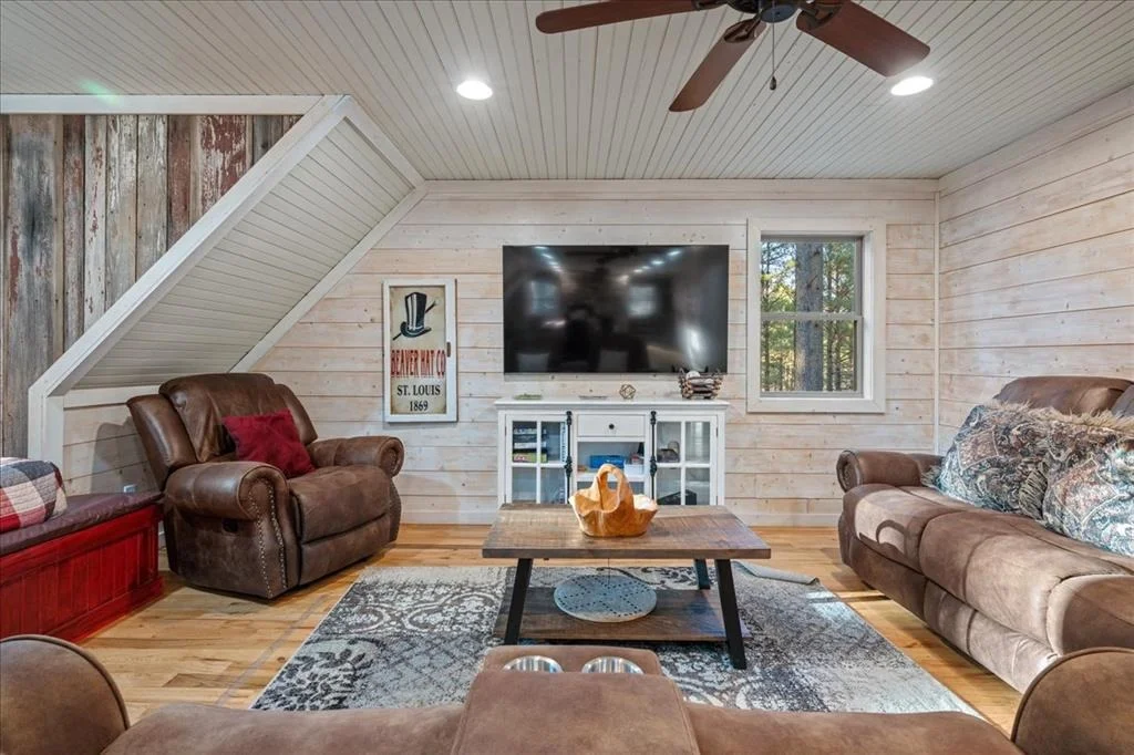 Photo of 109 Mountain Pine Trail
