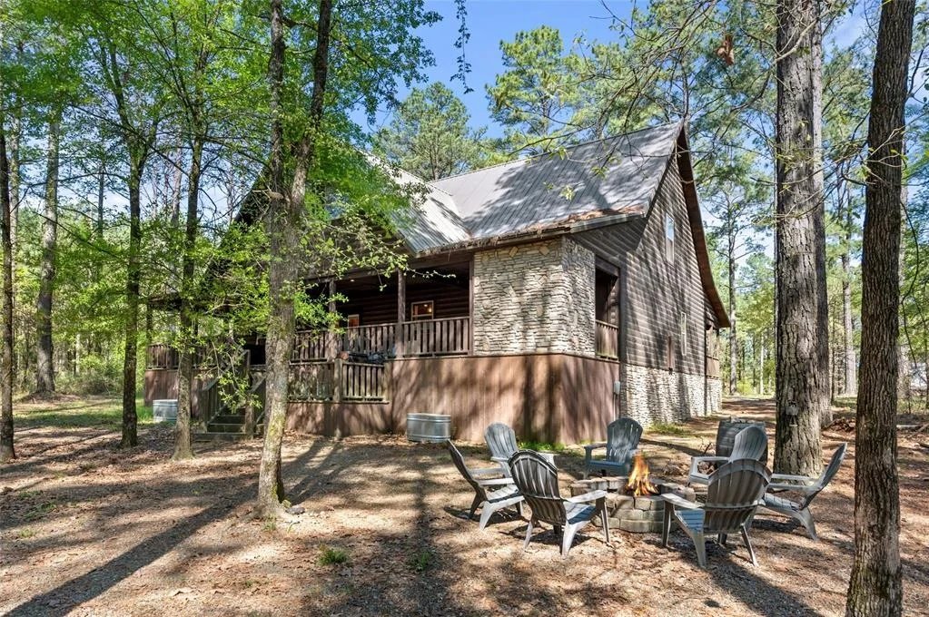 Photo of 136 Scrub Oak Trail