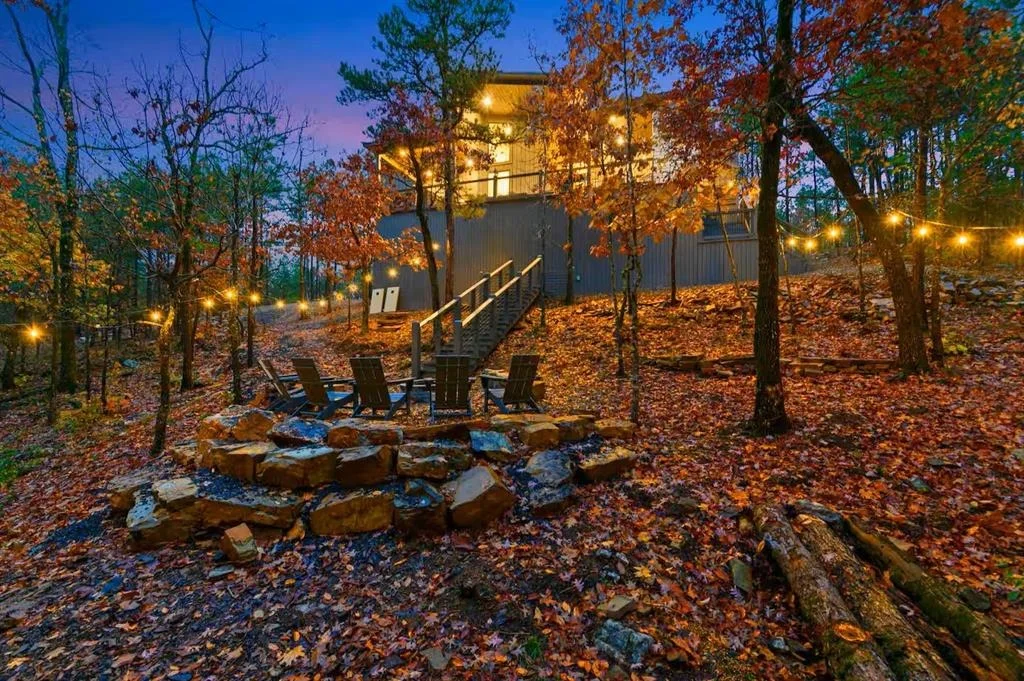 Photo of 836 Timberline Trail