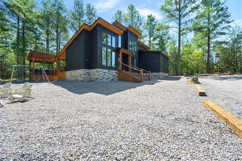 Photo of 24 Boulder Court