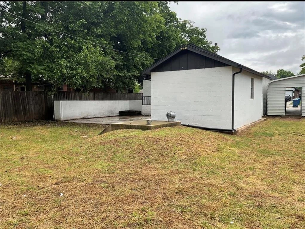Photo of 203 W Pine Street