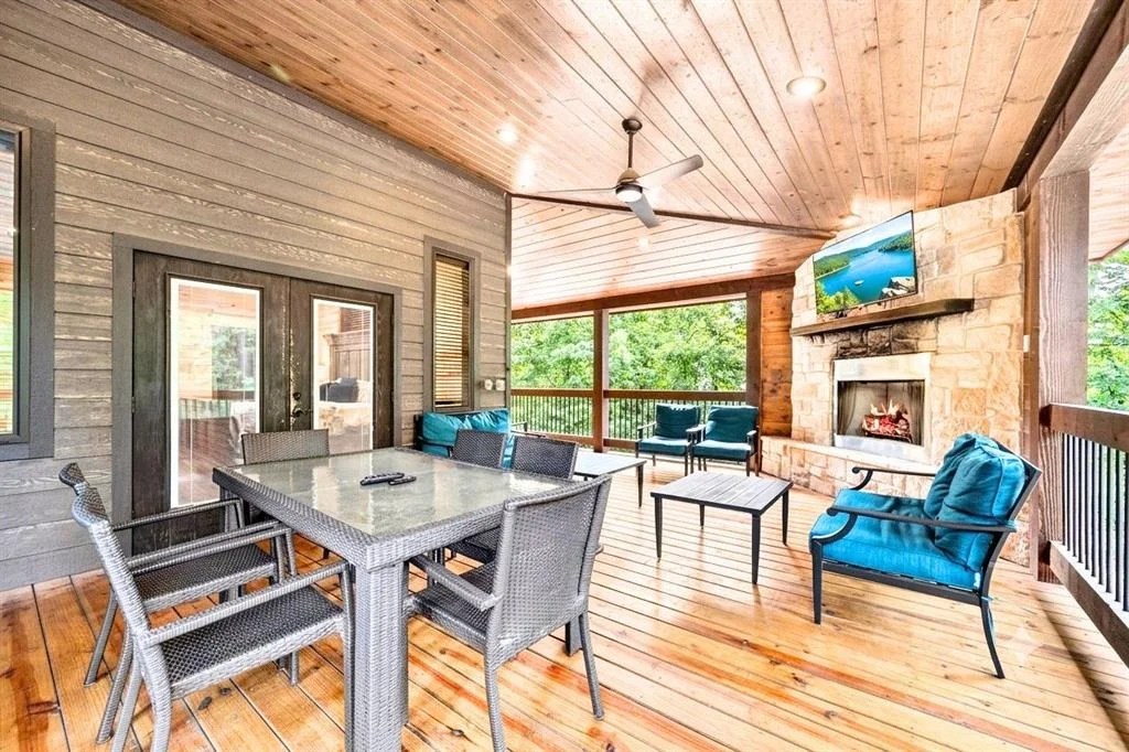 Photo of 32 Hickory Leaf Trail