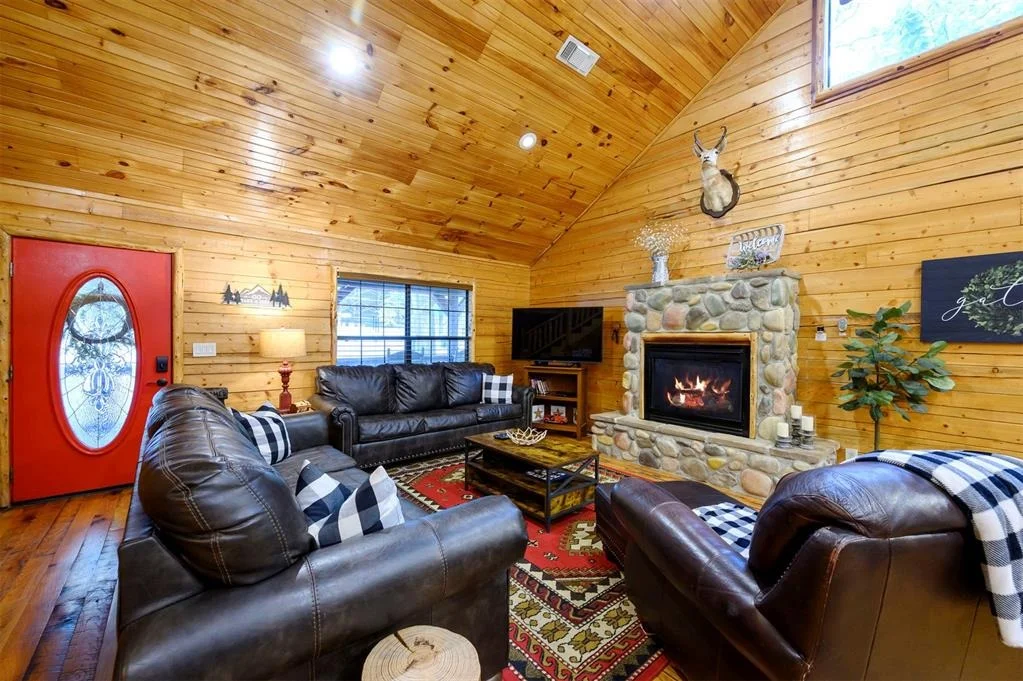 Photo of 680 Chinook Road