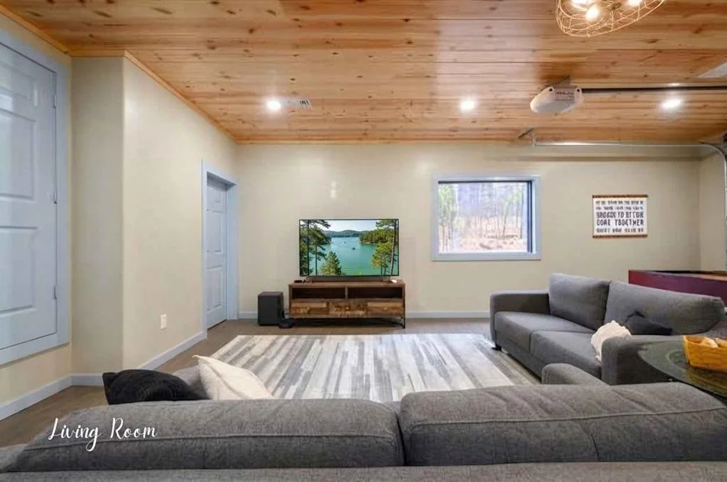 Photo of 138 Pickleberry Trail